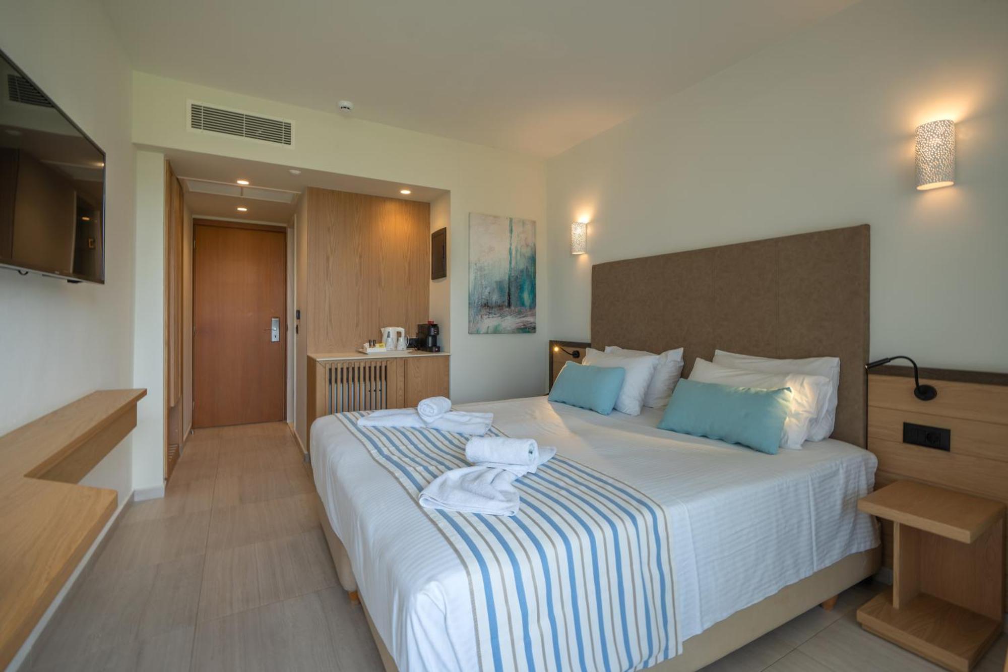 Minos Hotel Rethymno Exterior foto