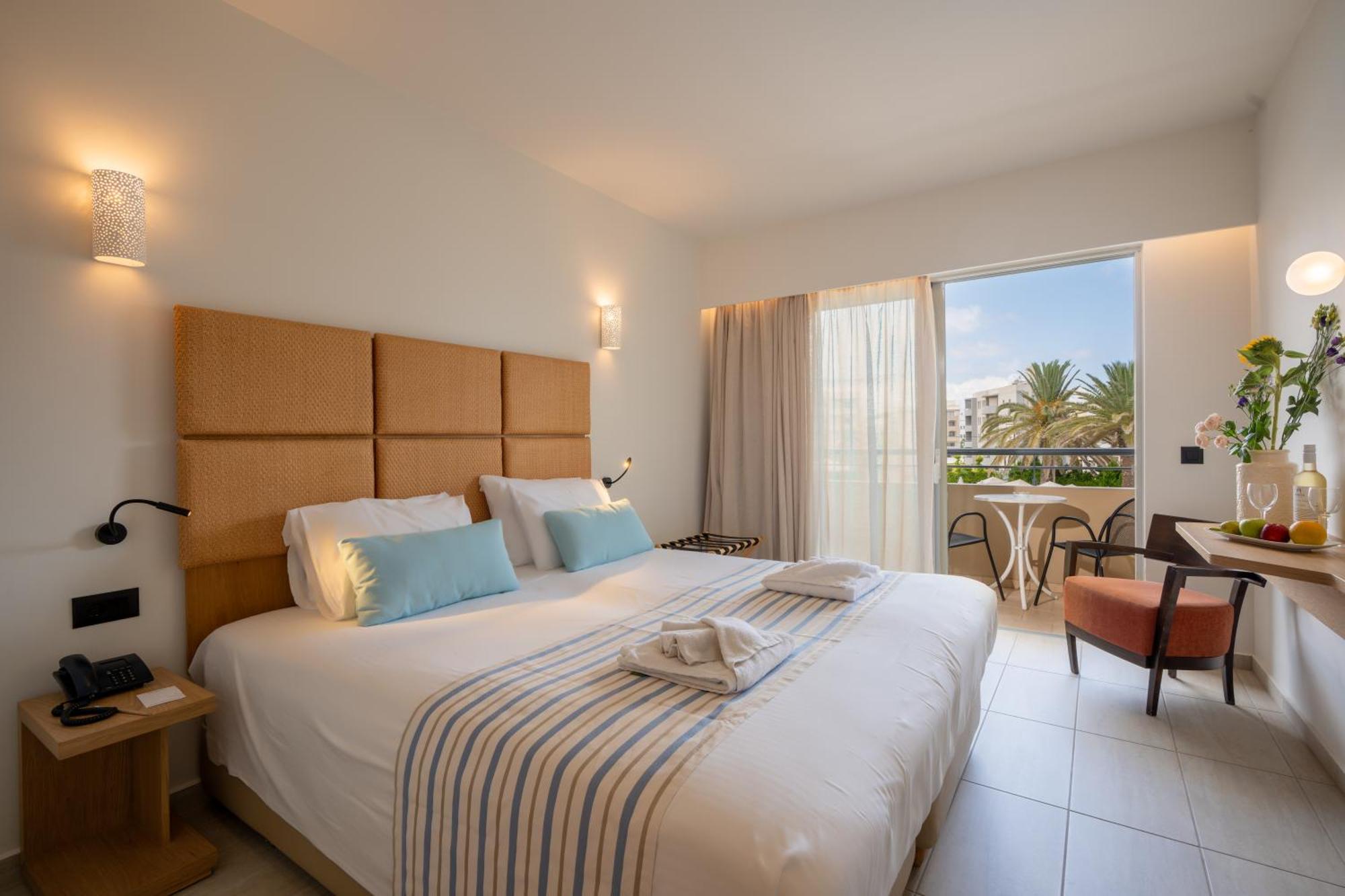 Minos Hotel Rethymno Exterior foto